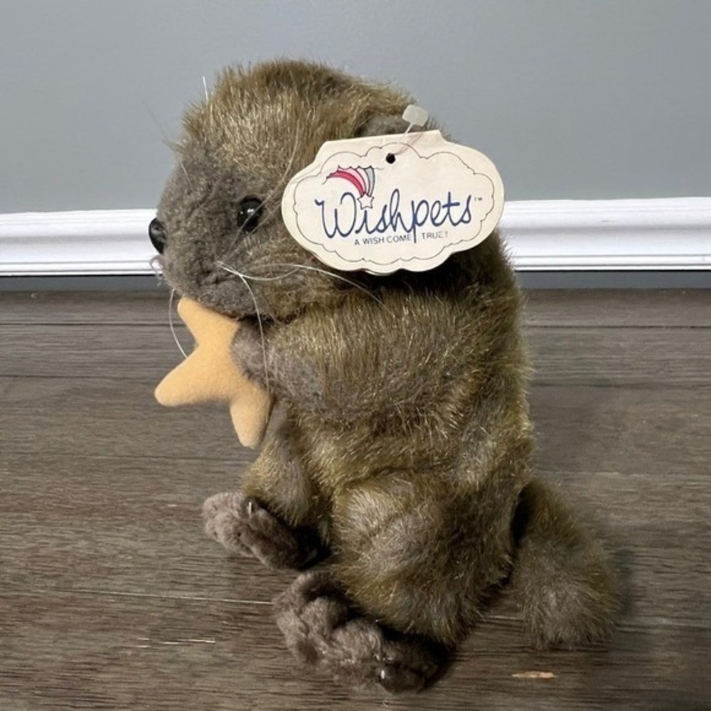 Wishpets River Otter Plush Holding Starfish Stuffed Animal Toy Brown Marine Life